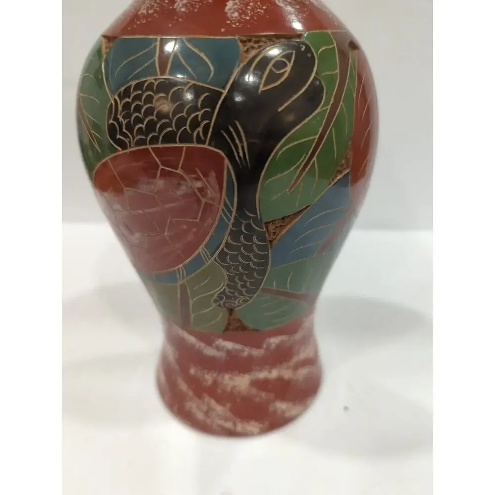 Nicaraguan Folk Art Pottery Sea‎ Turtle and Fish Etched Terracotta Clay Vase